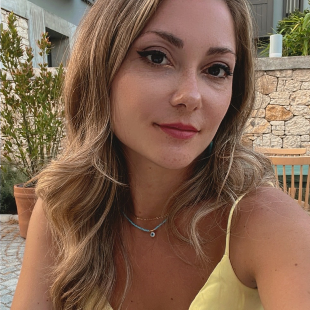 Meet your Posher, Ayl